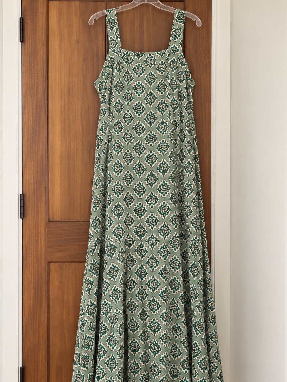Vince Camuto Medallion Print Wide Strap Maxi Dress Plus Size